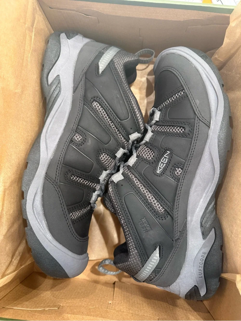 Keen Circadian Vent Men’s Size 12 Hiking Sneakers